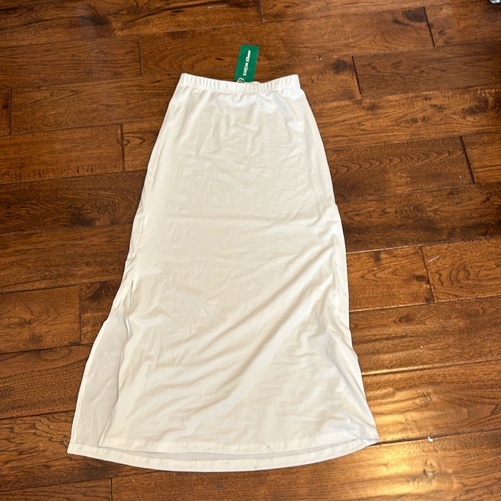 maxi skirt